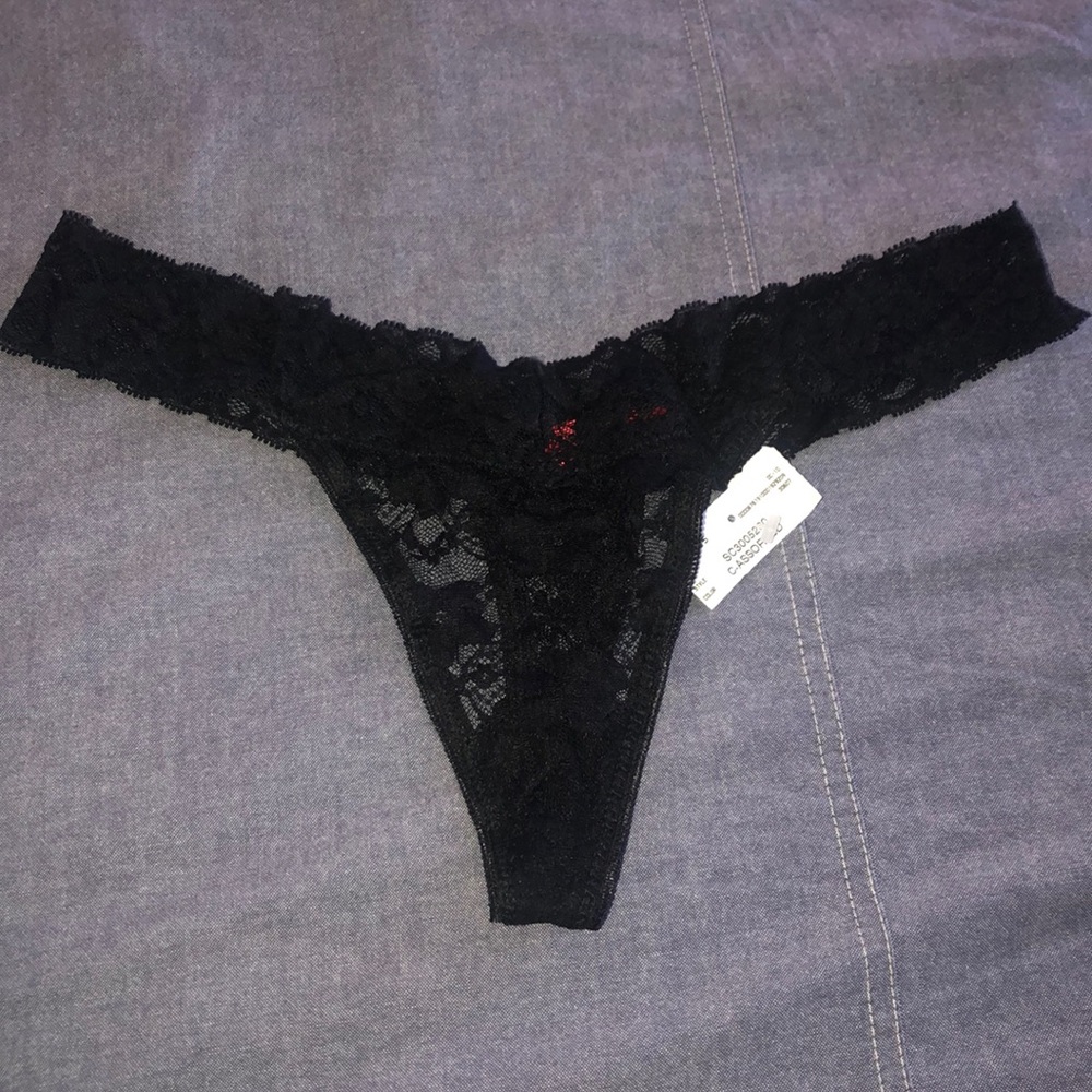 New Black lace thong panties